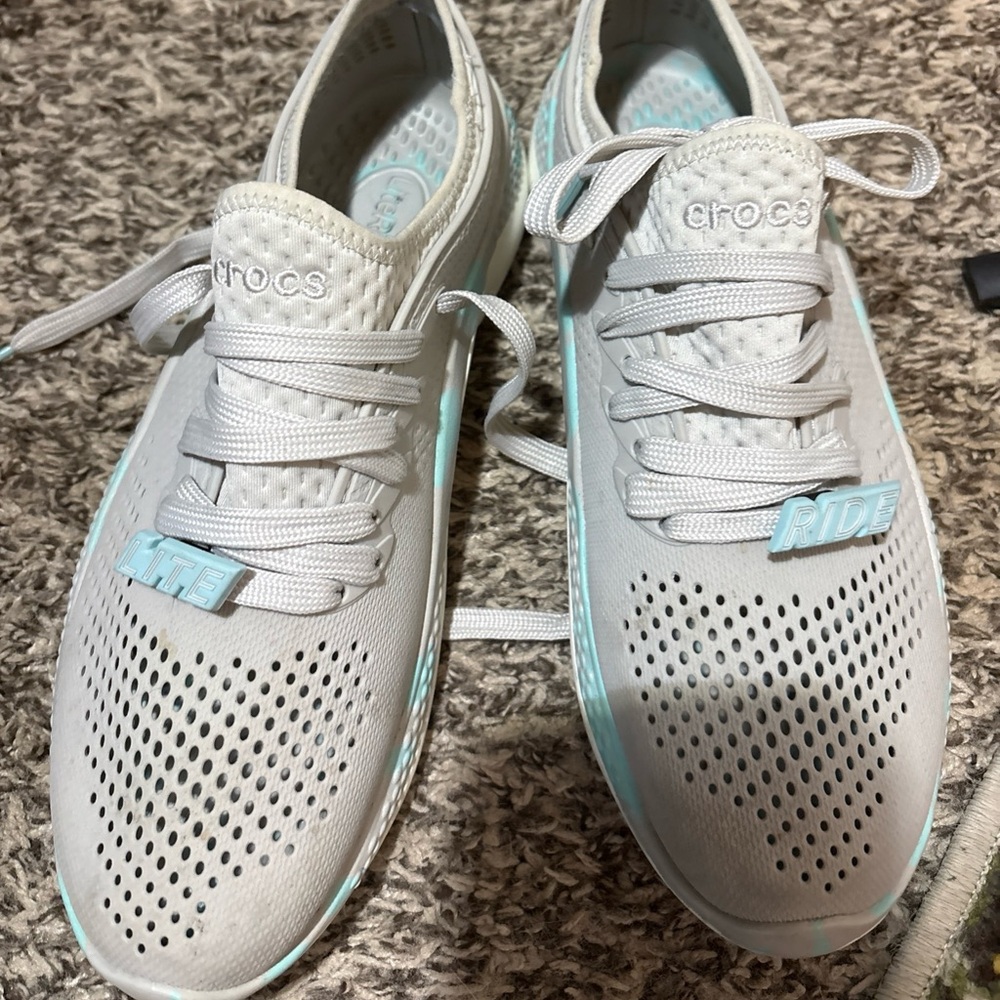CROCS Women's Light Gray Sneakers